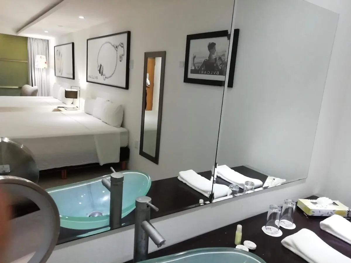 ***  Spazio Boutique Hotel Cancún México