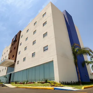 https://sleep-inn-mazatlan.mazatlan-hotels.com