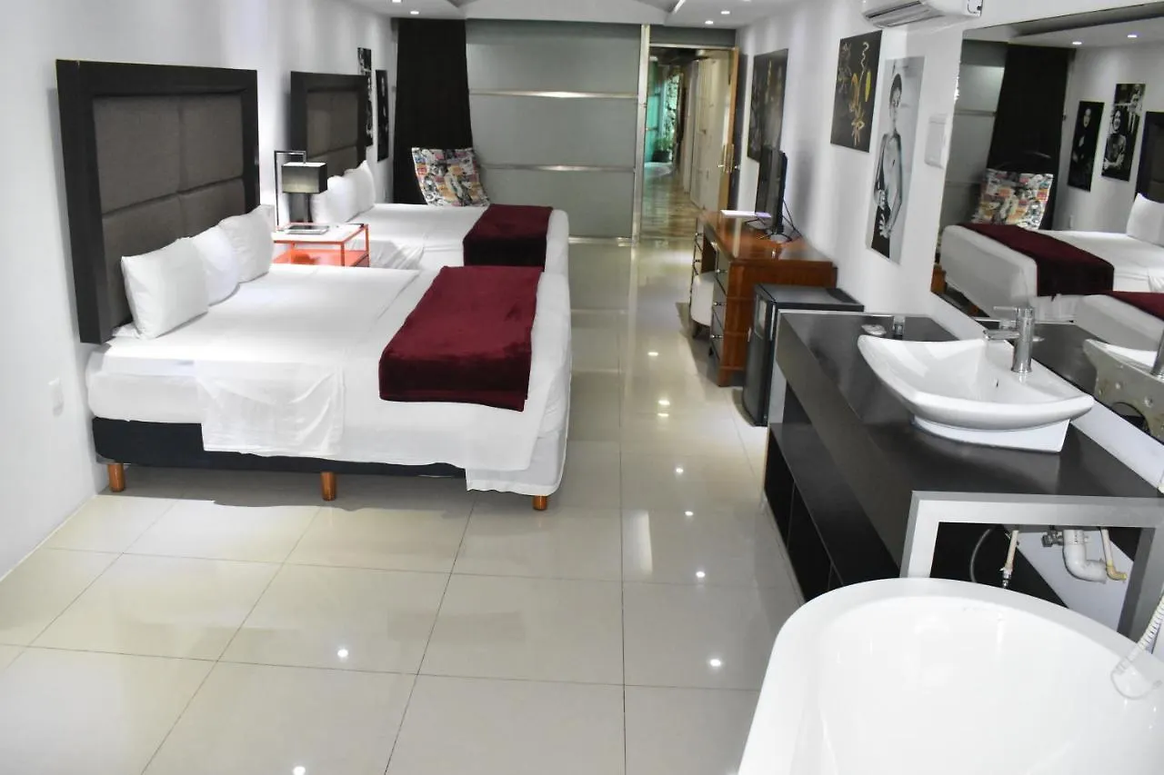 Spazio Boutique Hotel Cancún