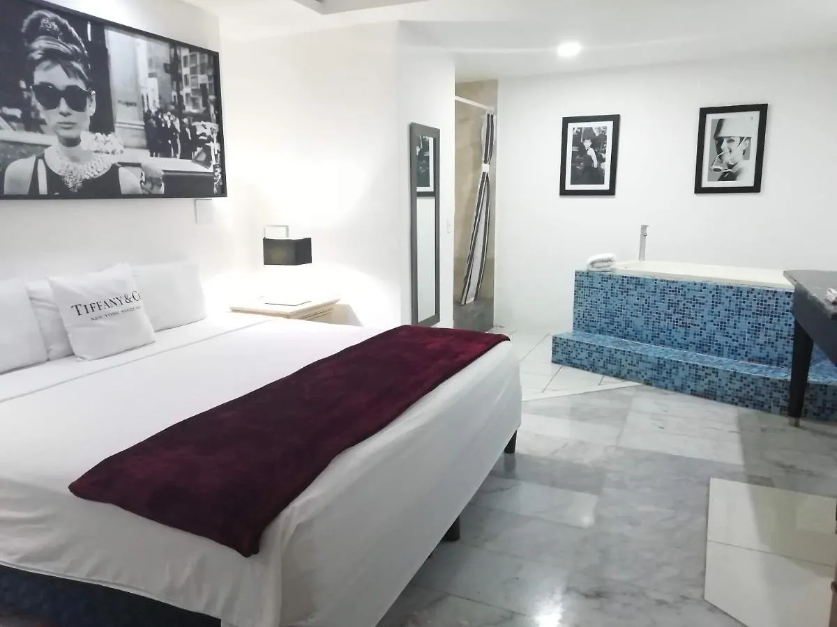 Spazio Boutique Hotel Cancún 3*,