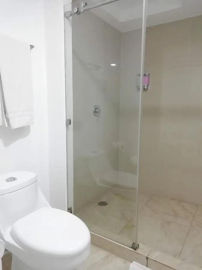 Spazio Boutique Hotel Cancún 3*,